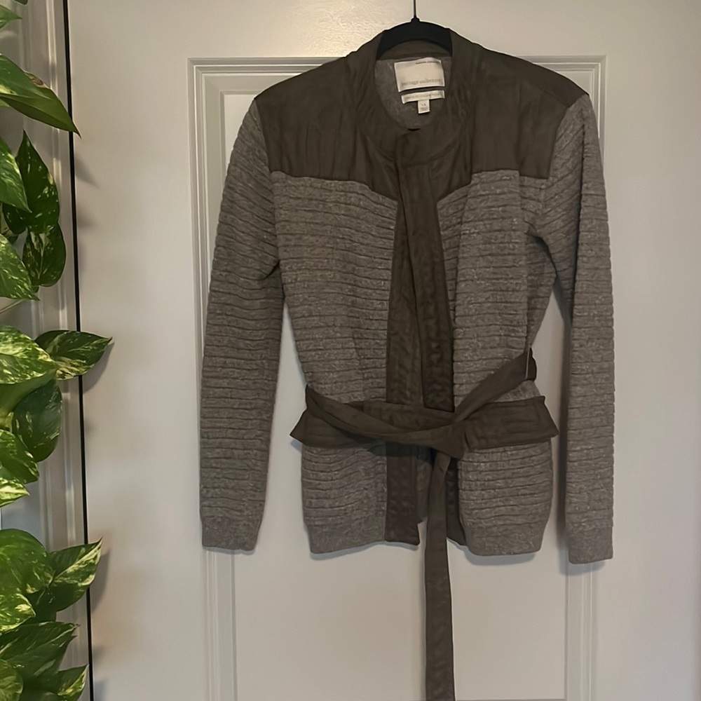 Banana Republic Heritage Collection gray/dark moss cardigan